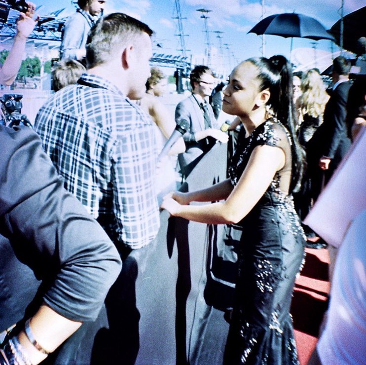 #flashbackfriday interviewing the incredible @jessicamauboy1 on the @aria_official red carpet back in the mid 00’s. @robbiemanser